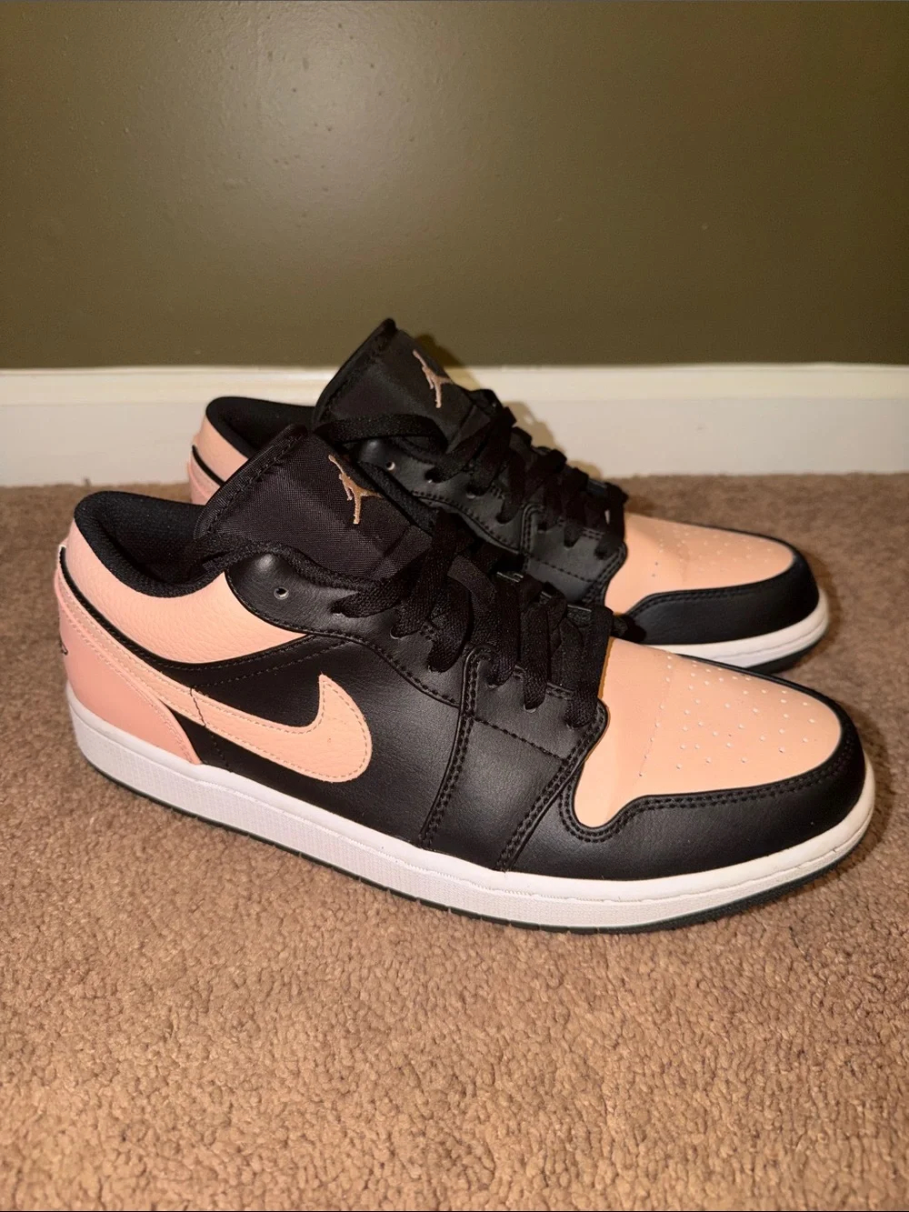 Nike Jordan 1 Low “Crimson Tint”